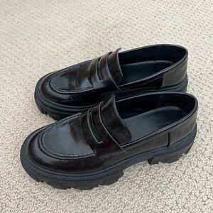 Oak + Fort loafers